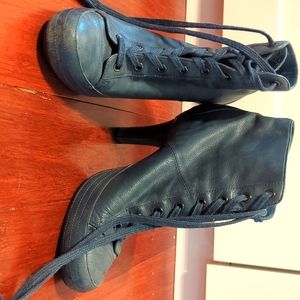 Vintage Blue Heeled lace up boots